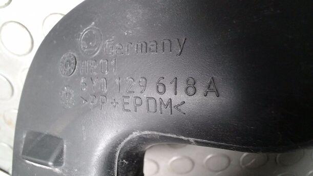 Foto: ANSAUGROHR/ LUFTANSAUGUNG eines VW Fox 1.2 L