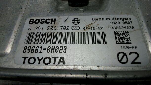 Foto: STEUERGERÄT EINSPRITZUNG / MOTORSTEUERGERÄT eines Toyota Aygo L