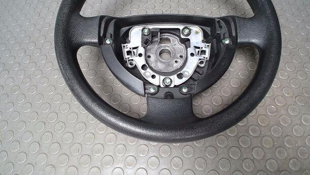 Foto: LENKRAD ( OHNE AIRBAG ) eines VW Fox 1.2 L