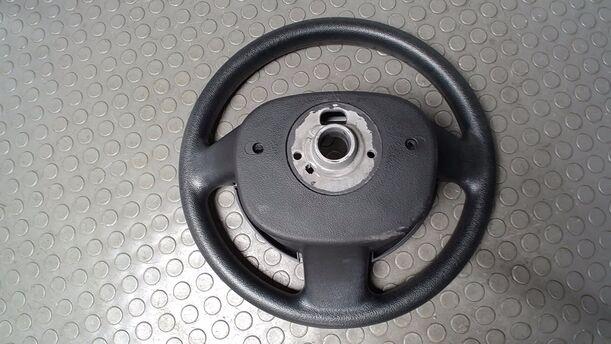 Foto: LENKRAD ( OHNE AIRBAG ) eines VW Fox 1.2 L