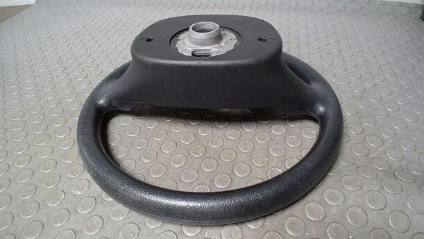 Foto: LENKRAD ( OHNE AIRBAG ) eines VW Fox 1.2 L