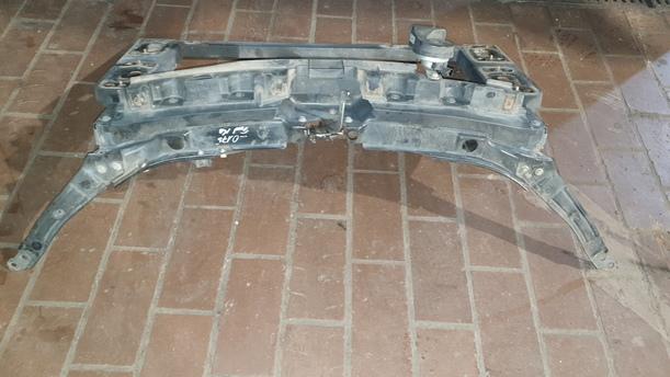 Foto: FRONTBLECH/ SCHLOSSTRÄGER eines Ford Ka 1.2 L
