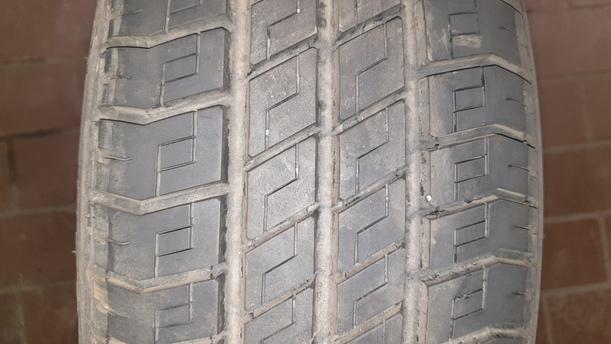 Foto: RESERVERAD / ERSATZRAD 205/65x15 eines Mercedes-Benz E 200 L