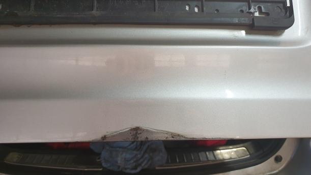 Foto: HECKKLAPPE / HECKDECKEL eines Toyota Avensis 1.8 VVT-i Combi L