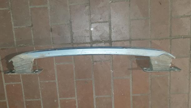 Foto: VERSTÄRKUNG HINTEN eines Ford Ka 1.2 LX
