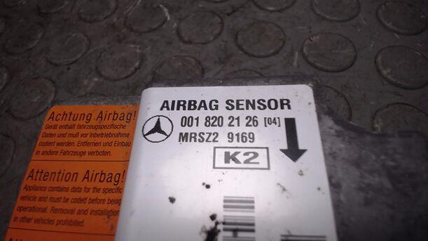 Foto: STEUERGERÄT AIRBAG eines Mercedes-Benz E 200 LX