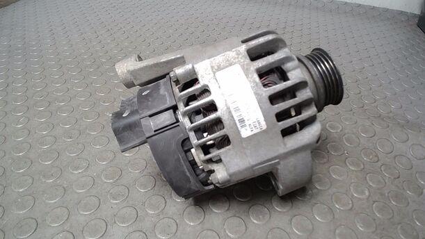 Foto: LICHTMASCHINE ( 70A ) eines Ford Ka 1.2 LX