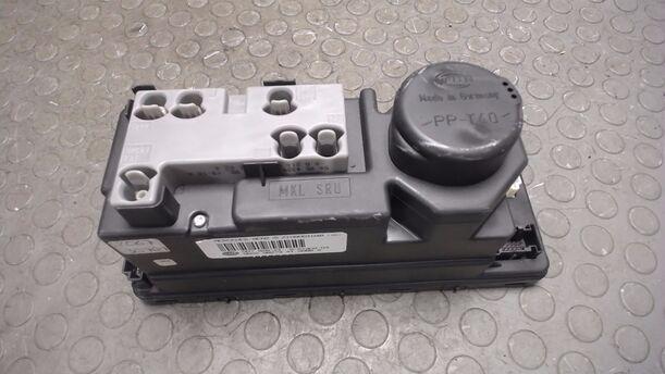 Foto: PUMPE ZENTRALVERRIEGLUNG eines Mercedes-Benz E 200 LX
