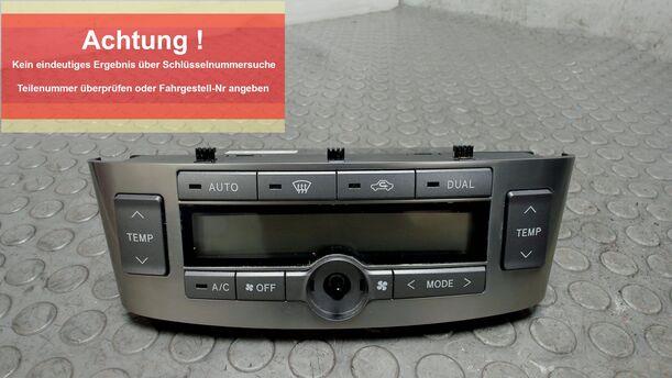 Foto: HEIZUNGSBETÄTIGUNG eines Toyota Avensis 1.8 VVT-i Combi LX