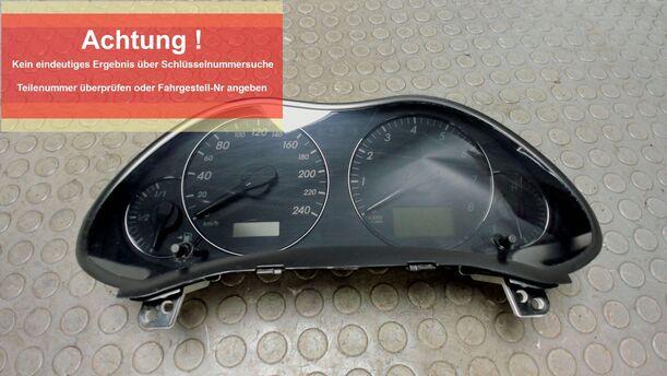 Foto: TACHOEINHEIT / KOMBIINSTRUMENT eines Toyota Avensis 1.8 VVT-i Combi LX