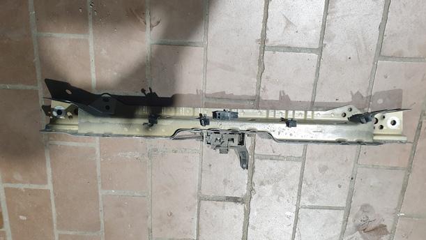 Foto: SCHLOSSTRÄGER eines Opel Astra 2.0 CDTI DPF ecoFLEX SportsTourer Start/Stop