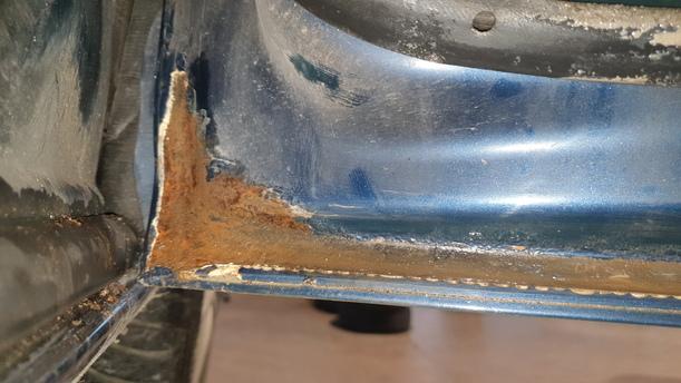 Foto: TÜR VORNE RECHTS ( 4/5 TÜRER ) eines Opel Astra 2.0 CDTI DPF ecoFLEX SportsTourer Start/Stop