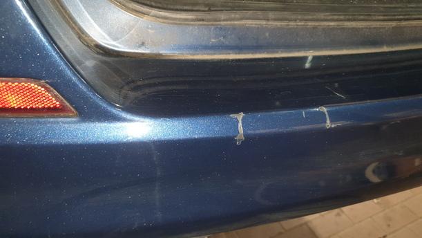 Foto: STOSSSTANGE / STOSSFÄNGER HINTEN eines Opel Astra 2.0 CDTI DPF ecoFLEX SportsTourer Start/Stop