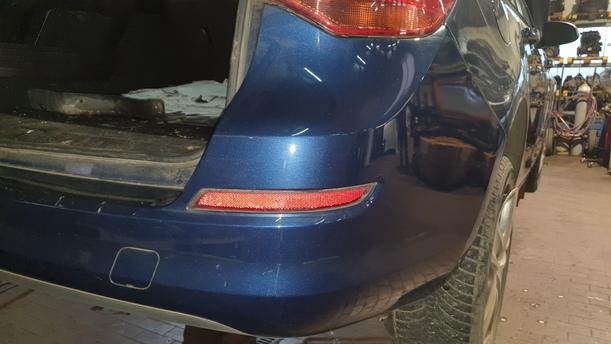 Foto: STOSSSTANGE / STOSSFÄNGER HINTEN eines Opel Astra 2.0 CDTI DPF ecoFLEX SportsTourer Start/Stop