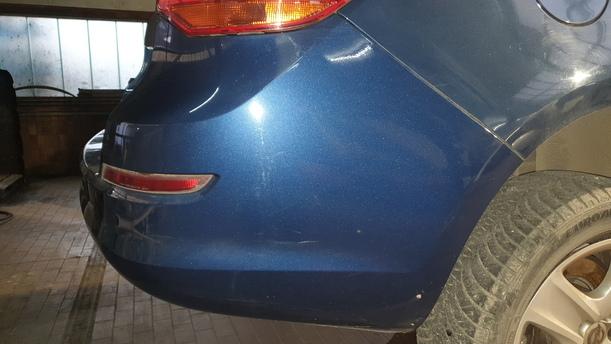 Foto: STOSSSTANGE / STOSSFÄNGER HINTEN eines Opel Astra 2.0 CDTI DPF ecoFLEX SportsTourer Start/Stop