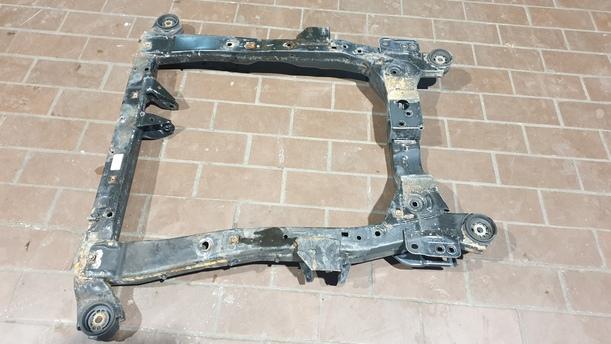 Foto: VORDERACHSTRÄGER eines Opel Astra 2.0 CDTI DPF ecoFLEX SportsTourer Start/Stop