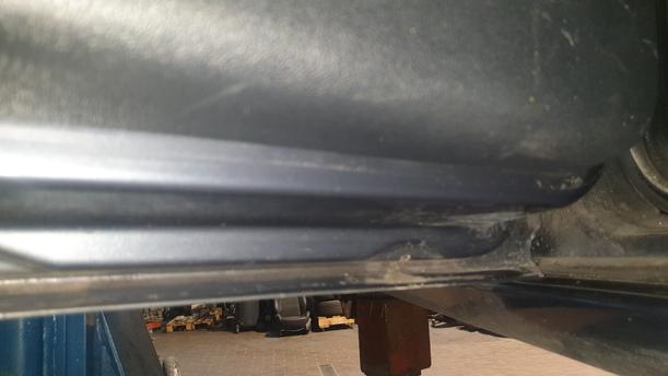 Foto: TÜR HINTEN LINKS eines Ford Mondeo 2.0 Turnier LX