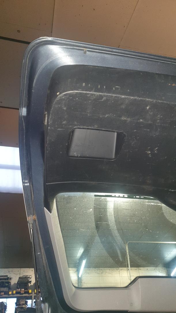 Foto: HECKKLAPPE / HECKDECKEL eines Ford Mondeo 2.0 Turnier LX