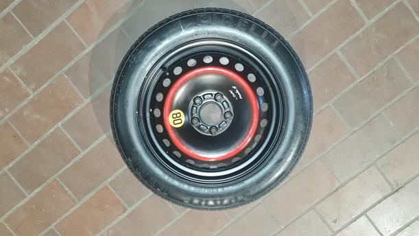 Foto: NOTRAD 125/85X16 eines Ford Mondeo 2.0 Turnier LX