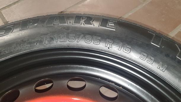 Foto: NOTRAD 125/85X16 eines Ford Mondeo 2.0 Turnier LX