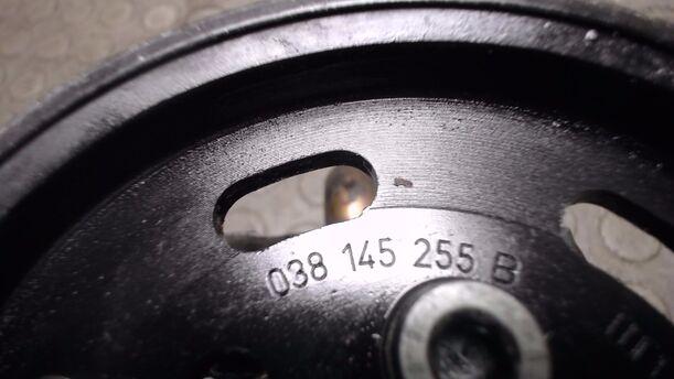 Foto: PUMPE SERVOLENKUNG eines VW Golf 1.9 TDI LX
