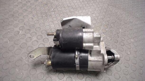 Foto: ANLASSER / STARTER eines VW Passat 1.6 LX