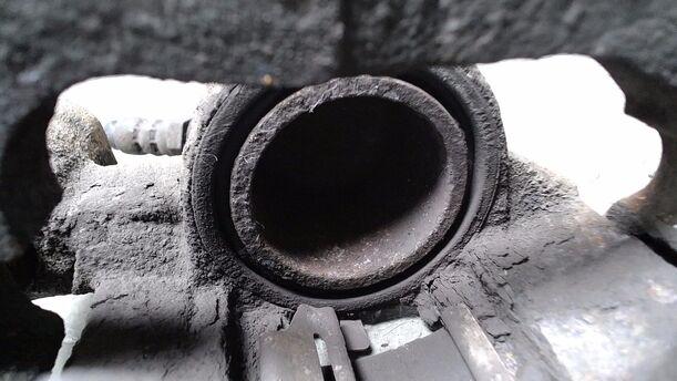 Foto: BREMSSATTEL VORN LINKS eines Ford Ka 1.2 LX