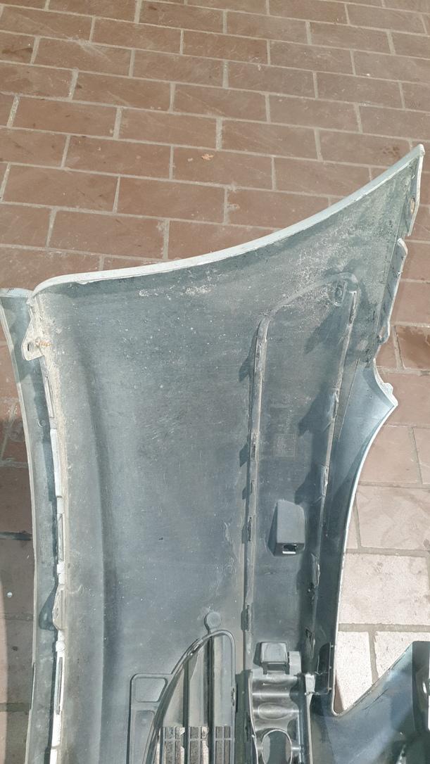 Foto: STOSSFÄNGER / STOSSSTANGE VORN eines Peugeot 307 SW 135 LX
