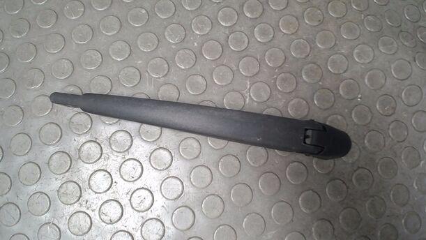 Foto: SCHEIBENWISCHERARM HINTEN eines Ford Ka 1.2 LX
