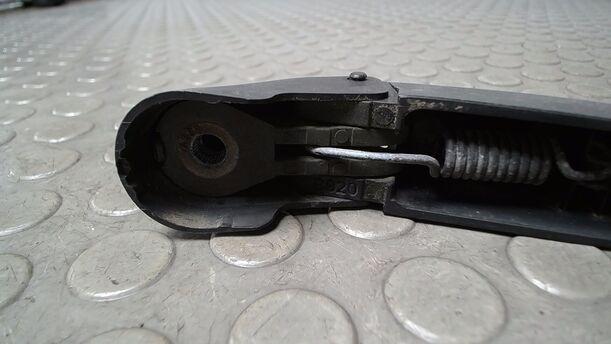 Foto: SCHEIBENWISCHERARM HINTEN eines Ford Ka 1.2 LX