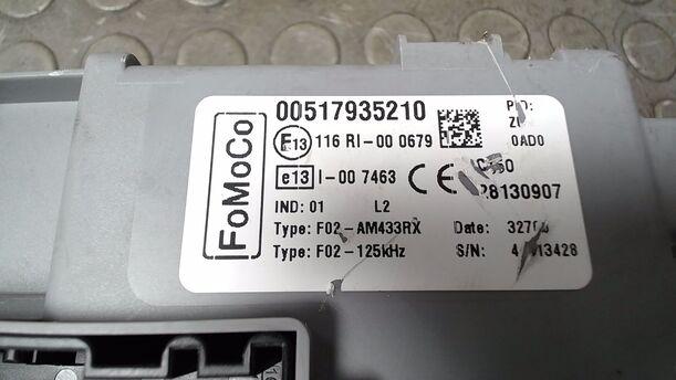 Foto: SICHERUNGSKASTEN eines Ford Ka 1.2 LX