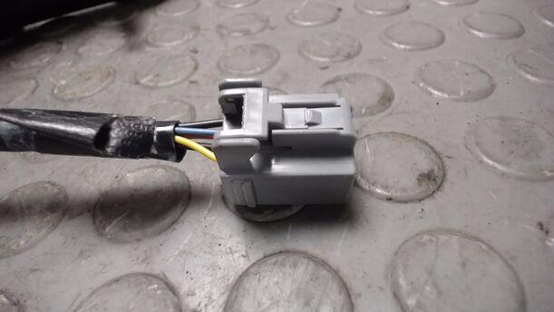 Foto: AUSSENSPIEGEL ELEKTRISCH VERSTELLBAR / HEIZBAR LINKS eines Ford Mondeo 2.0 Turnier LX