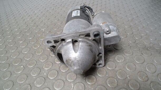 Foto: ANLASSER ( SCHALTGETRIEBE ) eines Opel Astra 2.0 CDTI DPF ecoFLEX SportsTourer Start/Stop