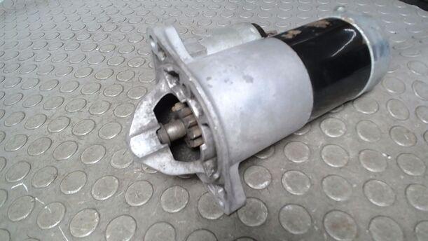 Foto: ANLASSER ( SCHALTGETRIEBE ) eines Opel Astra 2.0 CDTI DPF ecoFLEX SportsTourer Start/Stop