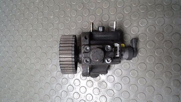 Foto: DIESELEINSPRITZPUMPE eines Opel Astra 2.0 CDTI DPF ecoFLEX SportsTourer Start/Stop