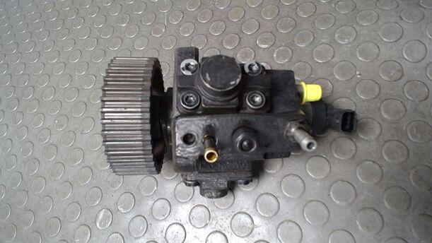 Foto: DIESELEINSPRITZPUMPE eines Opel Astra 2.0 CDTI DPF ecoFLEX SportsTourer Start/Stop