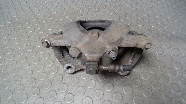 Foto: BREMSSATTEL VORN RECHTS ( GM ) eines Opel Astra 2.0 CDTI DPF ecoFLEX SportsTourer Start/Stop