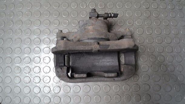 Foto: BREMSSATTEL VORN RECHTS ( GM ) eines Opel Astra 2.0 CDTI DPF ecoFLEX SportsTourer Start/Stop