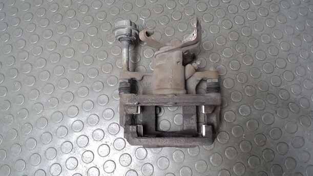 Foto: BREMSSATTEL HINTEN LINKS ( GM ) eines Opel Astra 2.0 CDTI DPF ecoFLEX SportsTourer Start/Stop