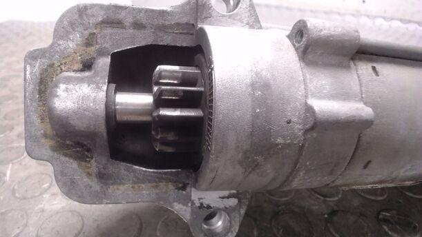 Foto: ANLASSER / STARTER eines Ford Mondeo 2.0 Turnier LX