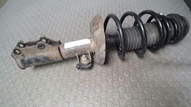 Foto: FEDERBEIN VORN LINKS eines Opel Astra 2.0 CDTI DPF ecoFLEX SportsTourer Start/Stop