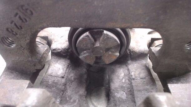 Foto: BREMSSATTEL HINTEN LINKS ( LUCAS ) eines Ford Focus LX