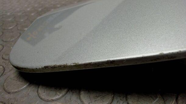 Foto: TANKKLAPPE / TANKDECKEL eines Toyota Avensis 1.8 VVT-i Combi LX