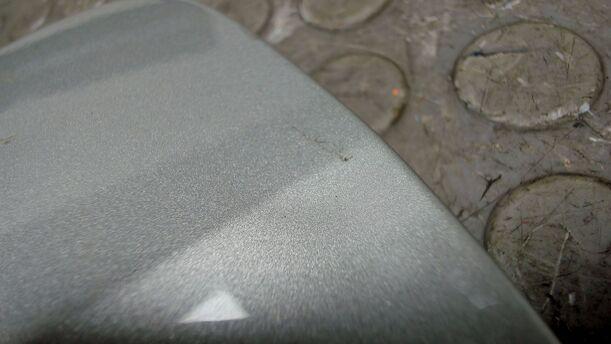 Foto: TANKKLAPPE / TANKDECKEL eines Toyota Avensis 1.8 VVT-i Combi LX