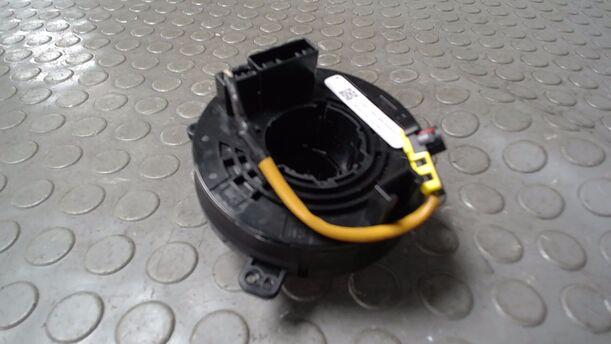 Foto: WICKELFEDER/ SCHLEIFRING eines Opel Astra 2.0 CDTI DPF ecoFLEX SportsTourer Start/Stop