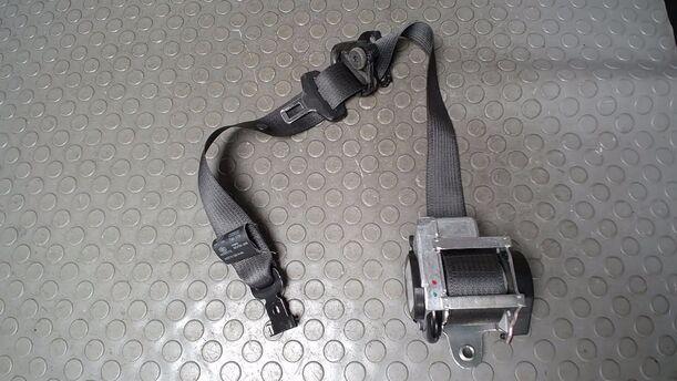 Foto: SICHERHEITSGURT VORN LINKS eines Opel Astra 2.0 CDTI DPF ecoFLEX SportsTourer Start/Stop