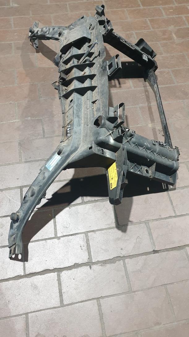Foto: FRONTBLECH / SCHLOSSTRÄGER eines Ford Fiesta 1.4