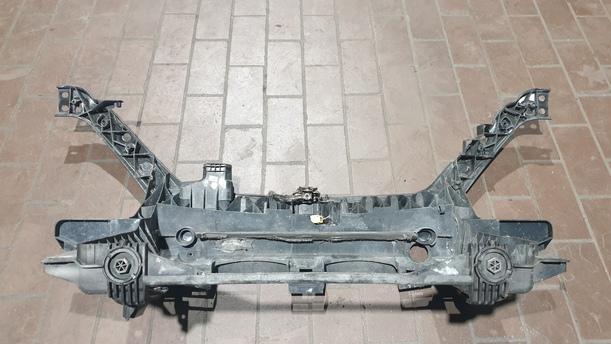 Foto: FRONTBLECH / SCHLOSSTRÄGER eines Ford Fiesta 1.4