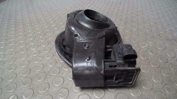 Foto: TANKKLAPPE/ TANKDECKEL eines Opel Astra 2.0 CDTI DPF ecoFLEX SportsTourer Start/Stop