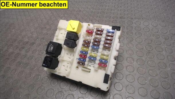 Foto: SICHERUNGSKASTEN eines Ford Focus